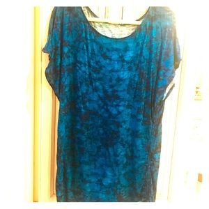 Ladies medium tunic top